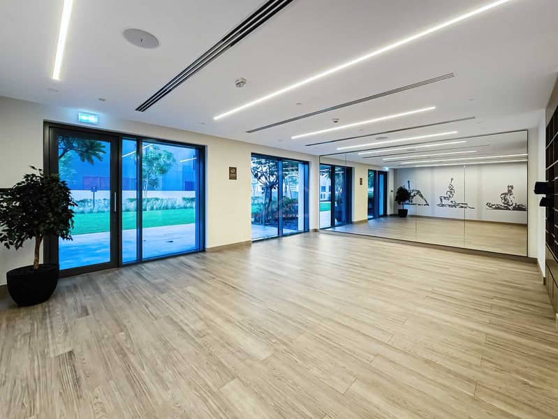 2BD Apt Burj View, Near Dubai Mall, Ideal for 6 - Image 33