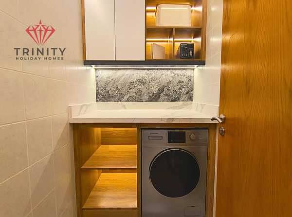 Quick Move-In | Elegant 3BHK Premium Furnished | Complete SZR View | Sheikh Zayed Road | Near Metro | Access to Dubai Mall & WTC - Image 7