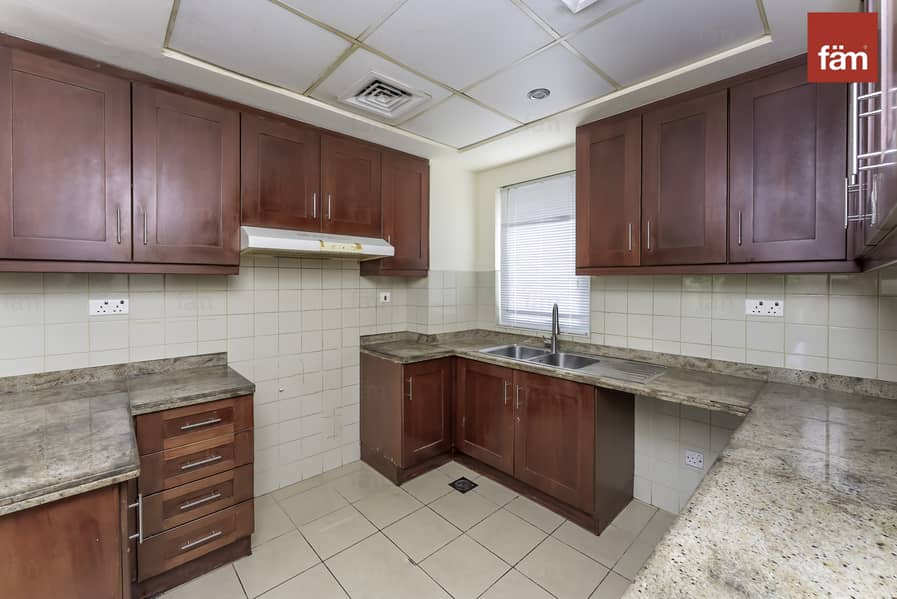 2BR | Unfurnished | Private Garden | Ready - Image 8