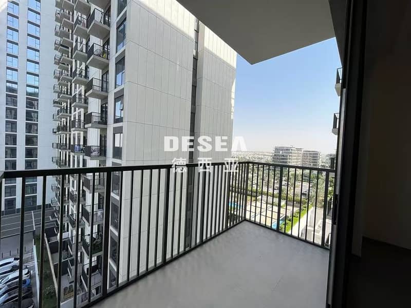 Vacant l Community View | Spacious Layout - Image 10