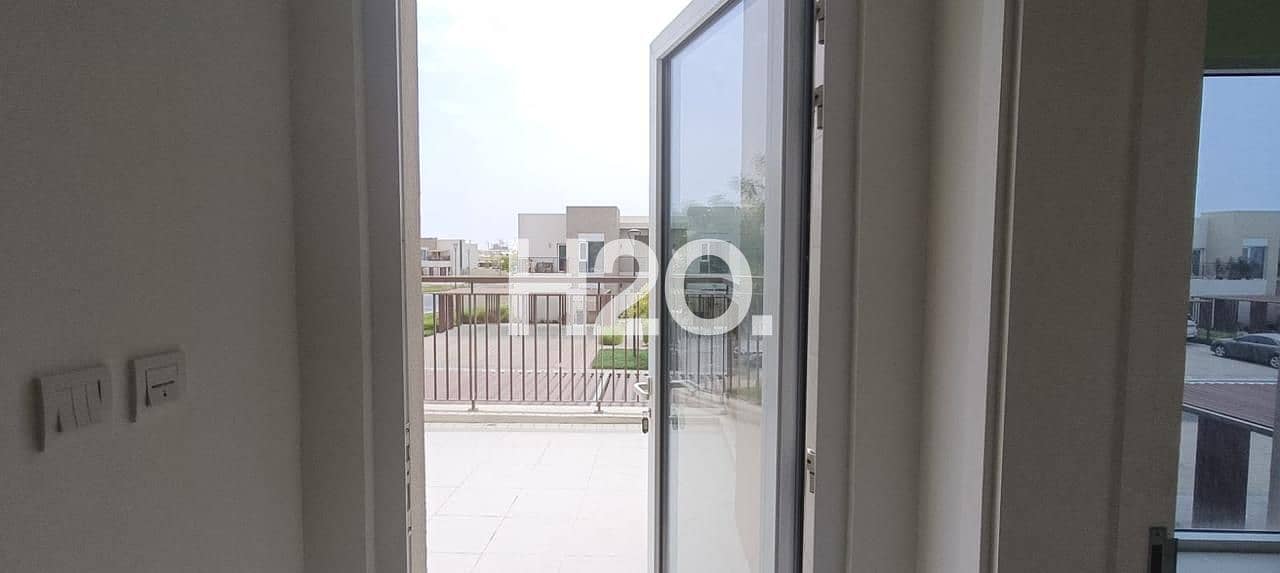 Elegant 2BR | Spacious Layout | Perfect Location - Image 8