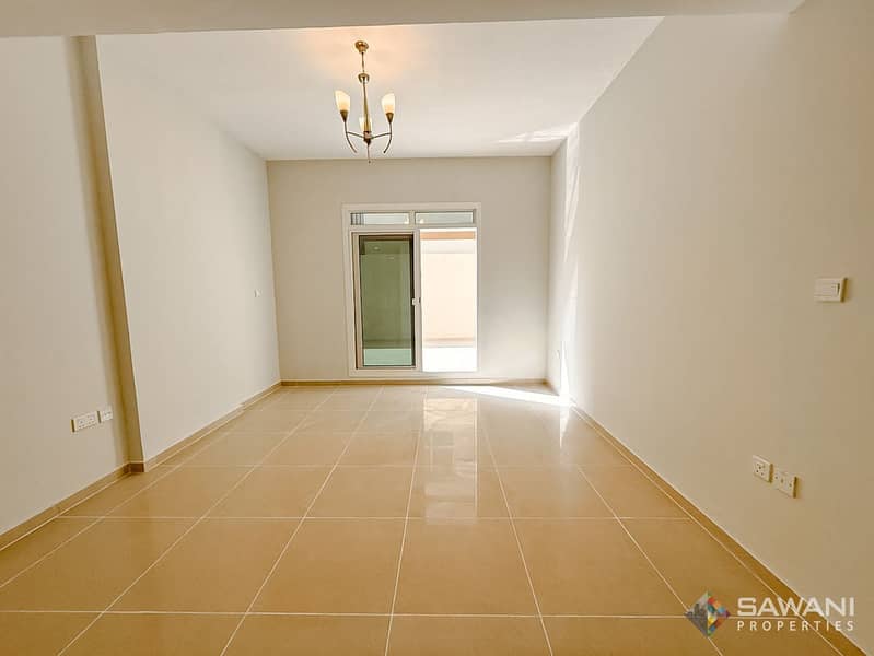 Vacant 1BR | Spacious Layout | Low Floor | Villa Feel