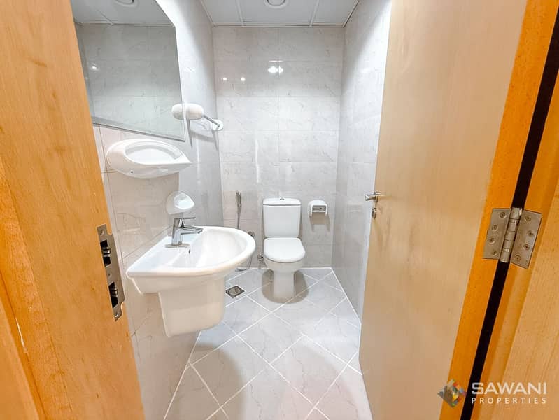 Vacant 1BR | Spacious Layout | Low Floor | Villa Feel - Image 8