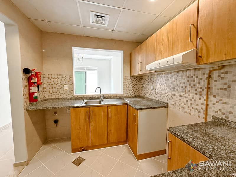 Vacant 1BR | Spacious Layout | Low Floor | Villa Feel