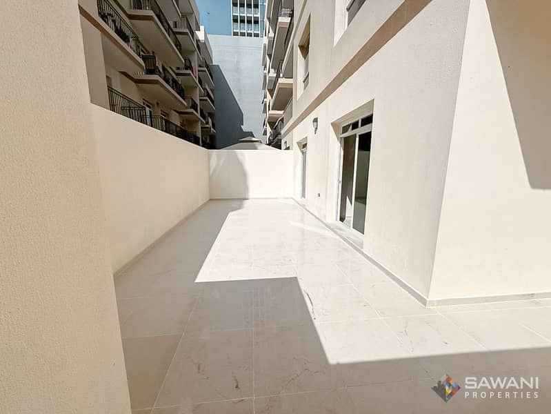 Vacant 1BR | Spacious Layout | Low Floor | Villa Feel - Image 10