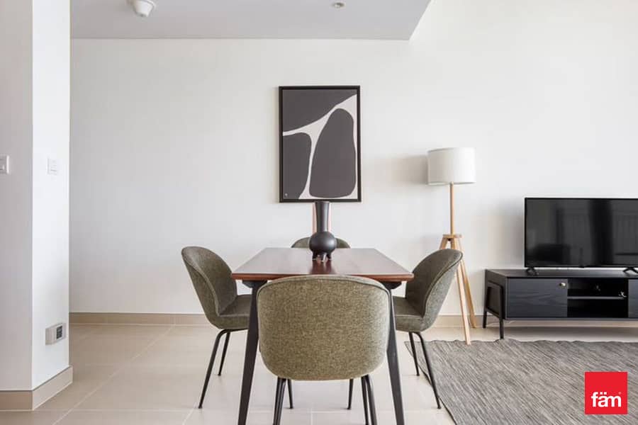 Furnished | Vacant | Modern | Sea and Palm View