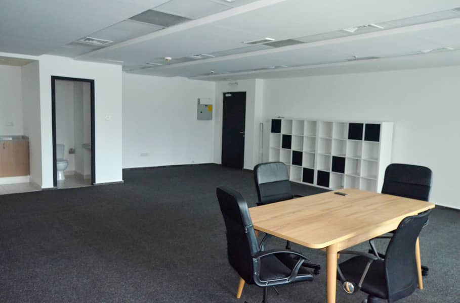 Spacious Open Layout Fitted Lower Floor Bayut Com