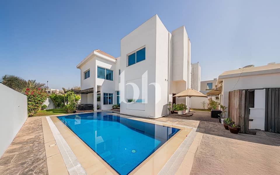 2 Adjacent | Spacious | 4 and 5 Bedroom Villas