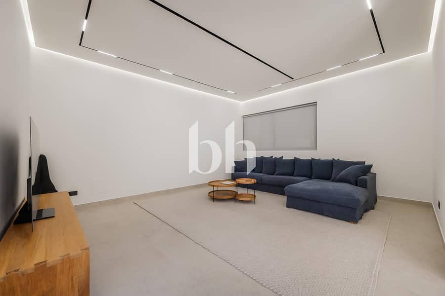 2 Adjacent | Spacious | 4 and 5 Bedroom Villas - Image 21