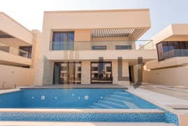 5 Bedrooms w/ Pool and Garden | Gated Community