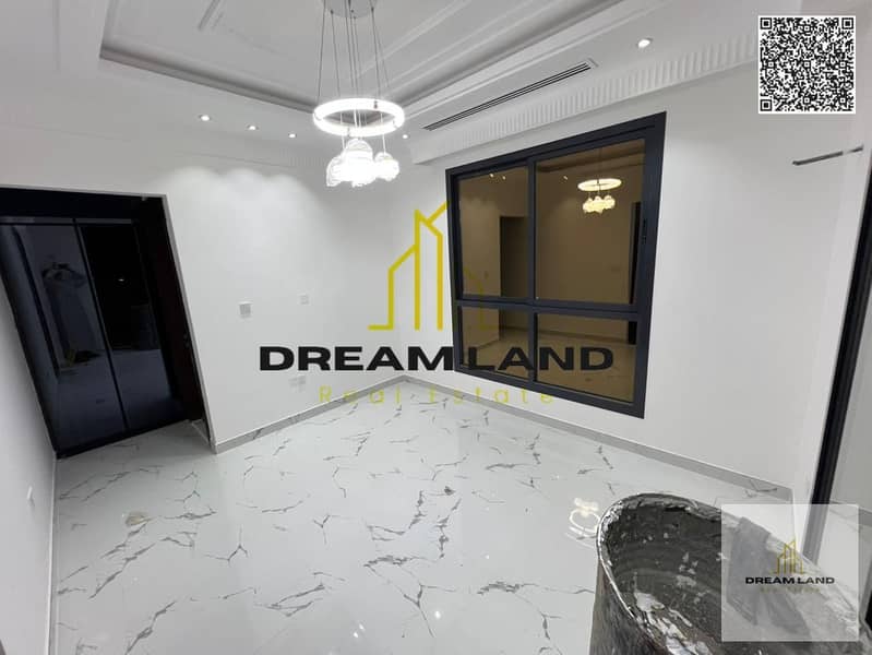 18 batch_WhatsApp Image 2025-10-21 at 7.02. 09 PM (1). jpeg