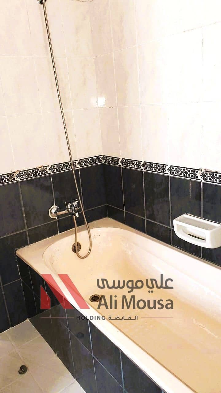 24 WhatsApp Image 2025-03-08 at 10.14. 58_8c59857a(bright). jpg