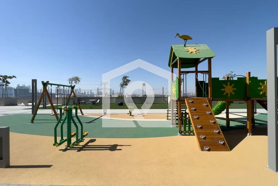 1BR + 1 Converted in Creek | Minutes from Downtown - Image 32