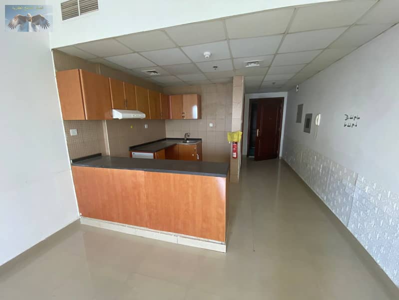 spacious-studio-with-balcony-and-open-view-near-all-services-and