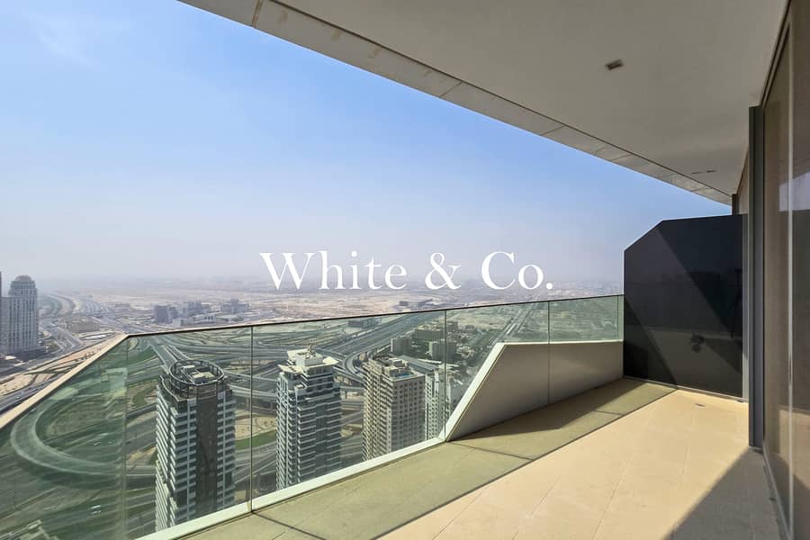Duplex 4 Bed | Skyline View | Luxury - Image 20