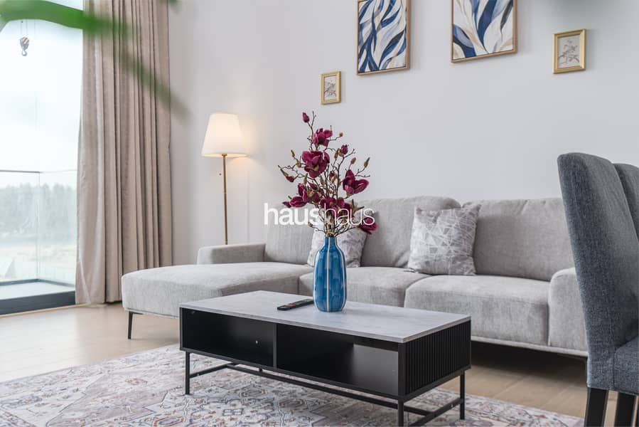 Spacious 2BR | Modern | Fully Equipped - Image 10