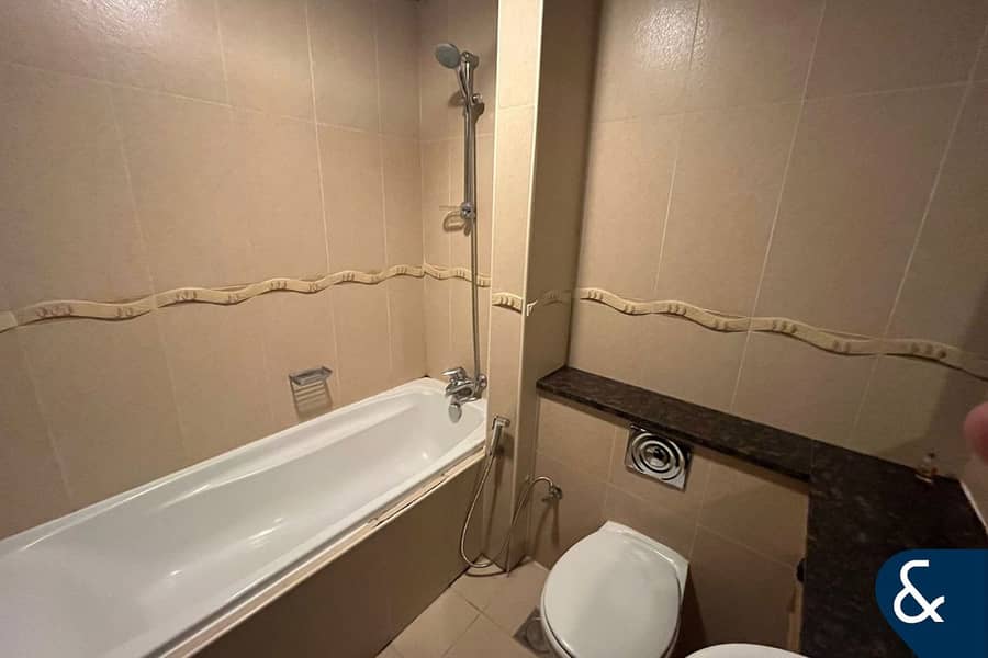 Large spacious 2bed+maid | VASTU | Negotiable - Image 9