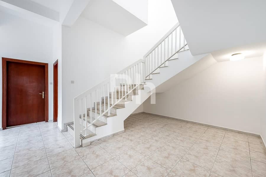 Move in Ready |Spacious 5 Bedroom |Well Maintained - Image 10