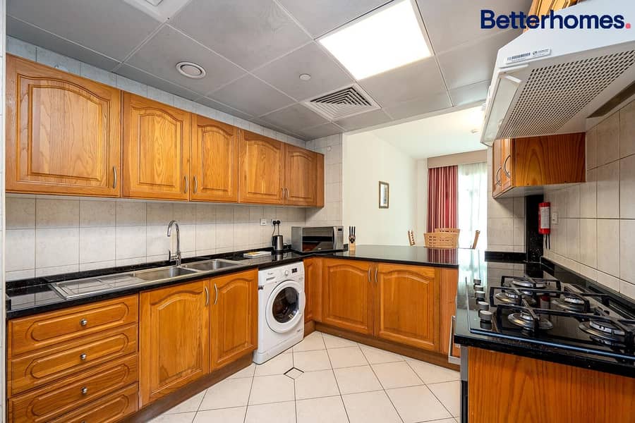 Prime Location | Bills Inclusive | Fully Furnished - Image 7