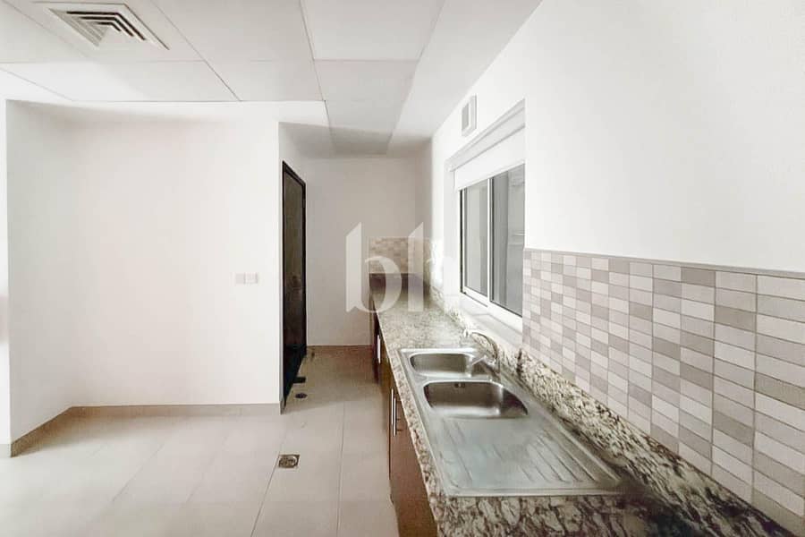 Move In Ready | Unfurnished | With Maids Room | - Image 15