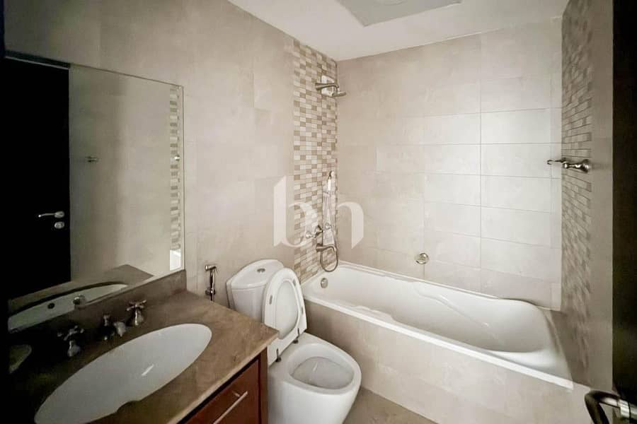 Move In Ready | Unfurnished | With Maids Room | - Image 11