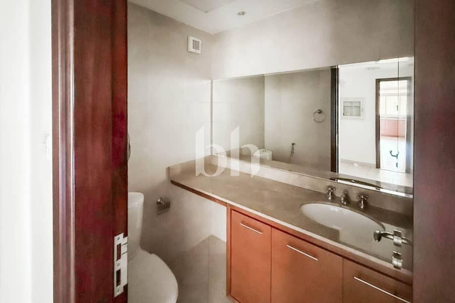 Move In Ready | Unfurnished | With Maids Room | - Image 6