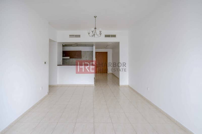 Spacious 2BR | Prime Location | Gym | Pool