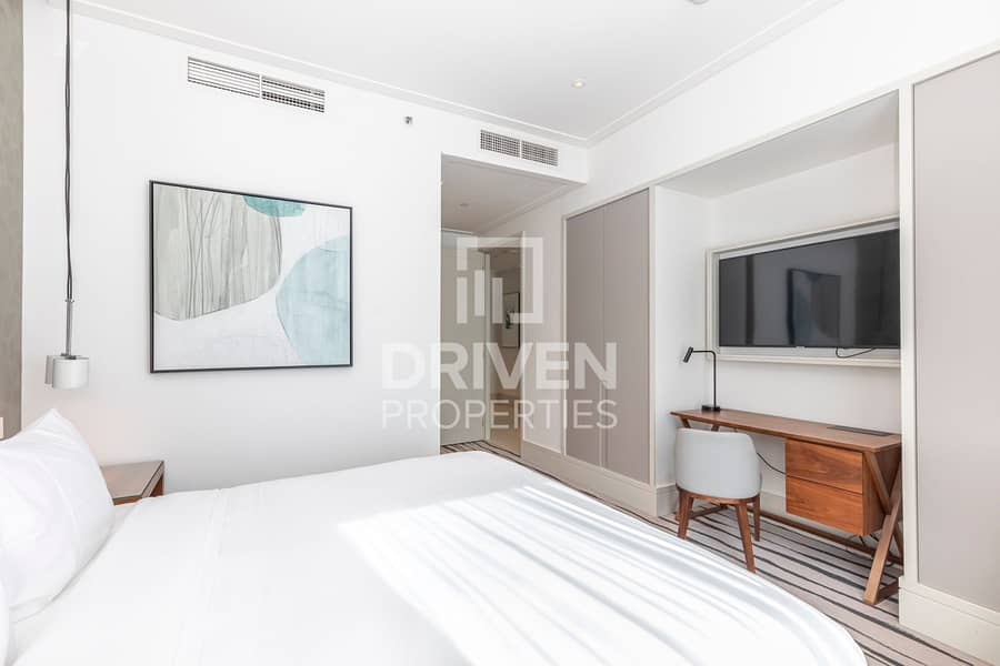 Canal View | Prime Location | Elegant Unit - Image 8