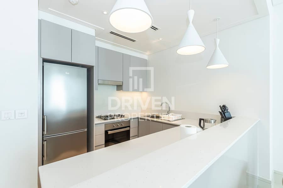 Canal View | Prime Location | Elegant Unit - Image 10
