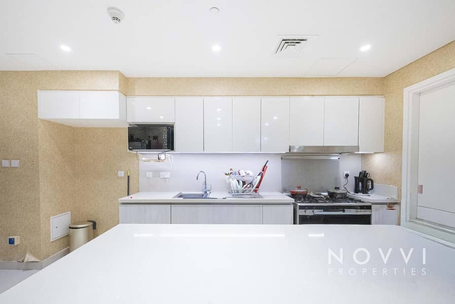 Largest Layout | Pool View| Fully furnished