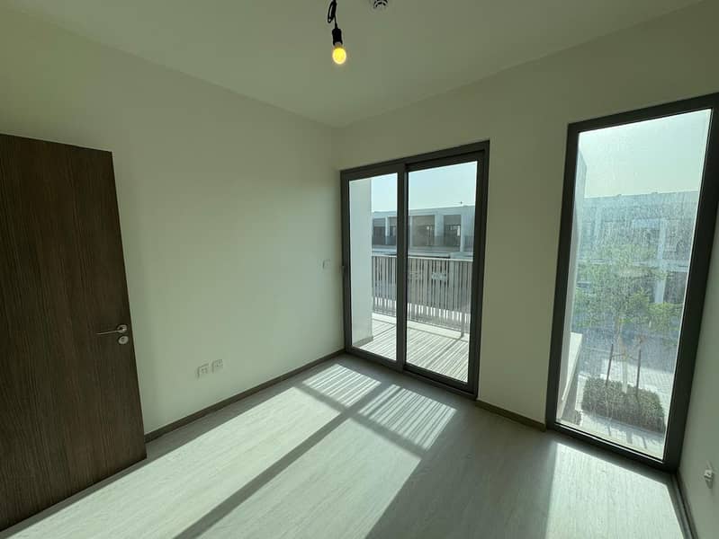 Close to Pool and Gym | Landscaped Garden - Image 7