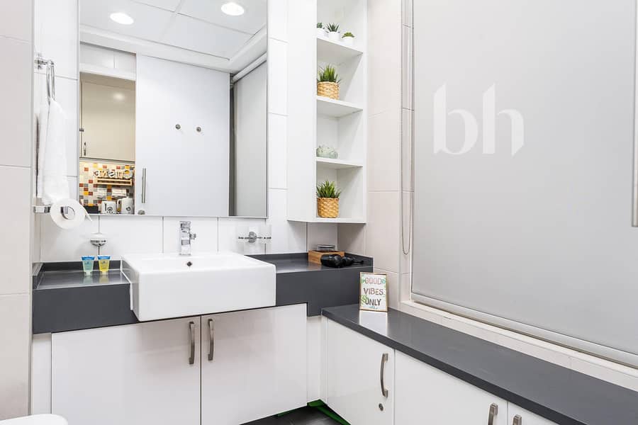 Water Front | Furnished | Very High ROI | Terrace - Image 7