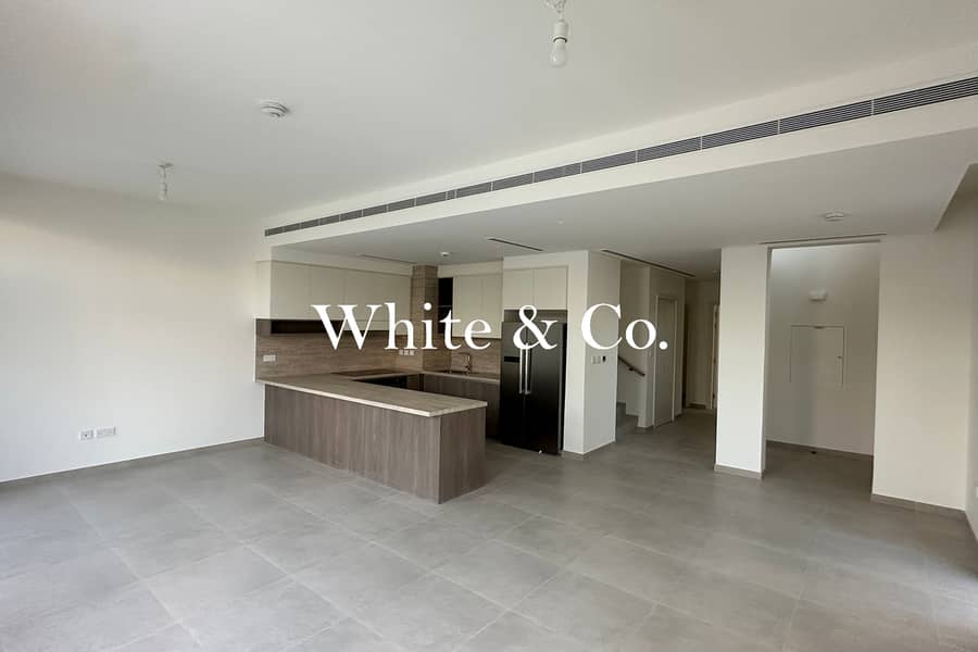 Park View | Landscaped | Corner Plot