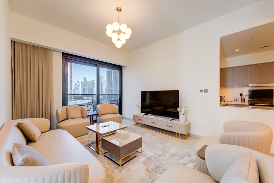 Stylish 2 BR Stunning Burj Views - AVAILABLE NOW