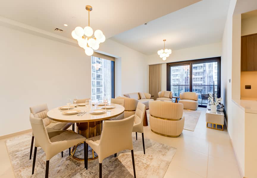 Stylish 2 BR Stunning Burj Views - AVAILABLE NOW