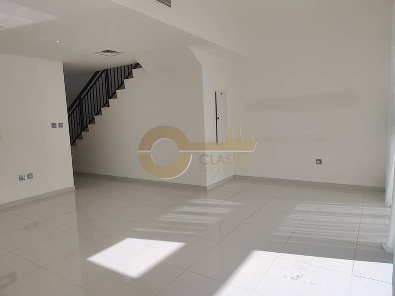 Modern Townhouse | Single Row | Prime Location