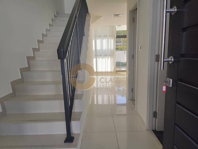 Modern Townhouse | Single Row | Prime Location - Image 8