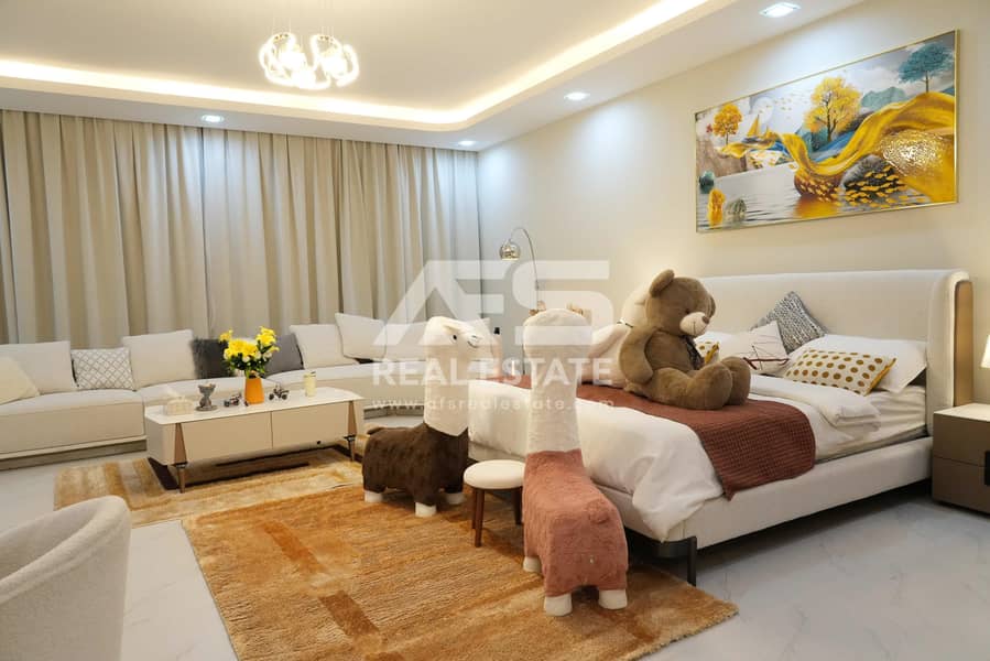 Brand New Studio, Modern & Spacious Design, Near Completion, High ROI - Image 1