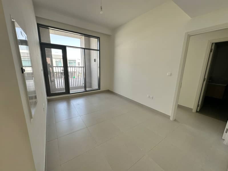 6 BEDROOM 3 PIC 1. jpeg