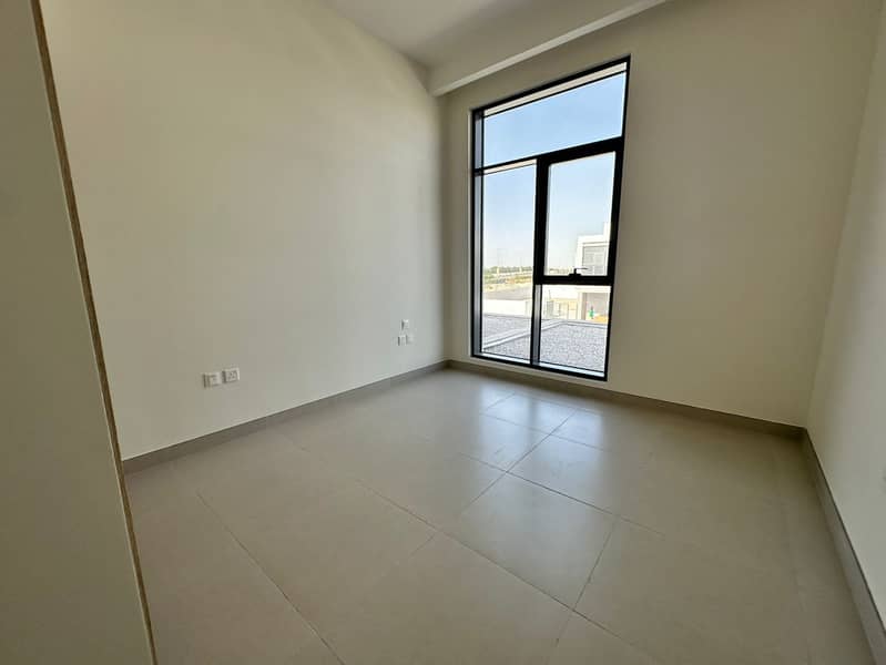 9 BEDROOM 4 PIC 1. jpeg