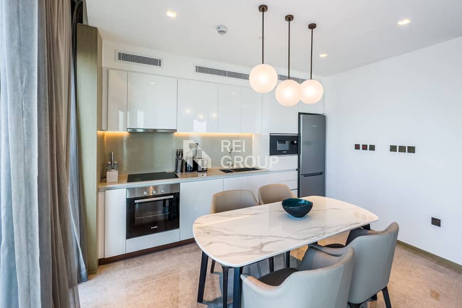 Water views I 5* Serviced Residence I Furnished