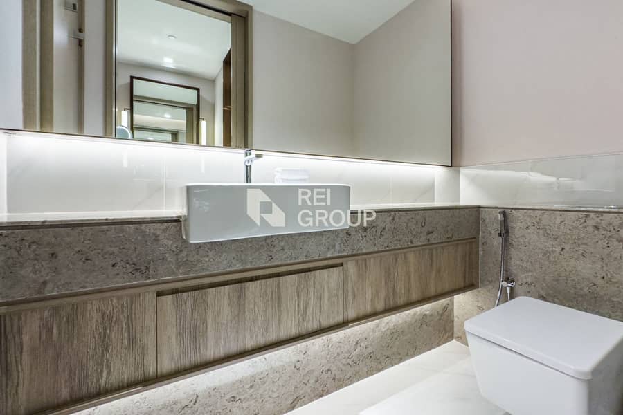 Water views I 5* Serviced Residence I Furnished - Image 8