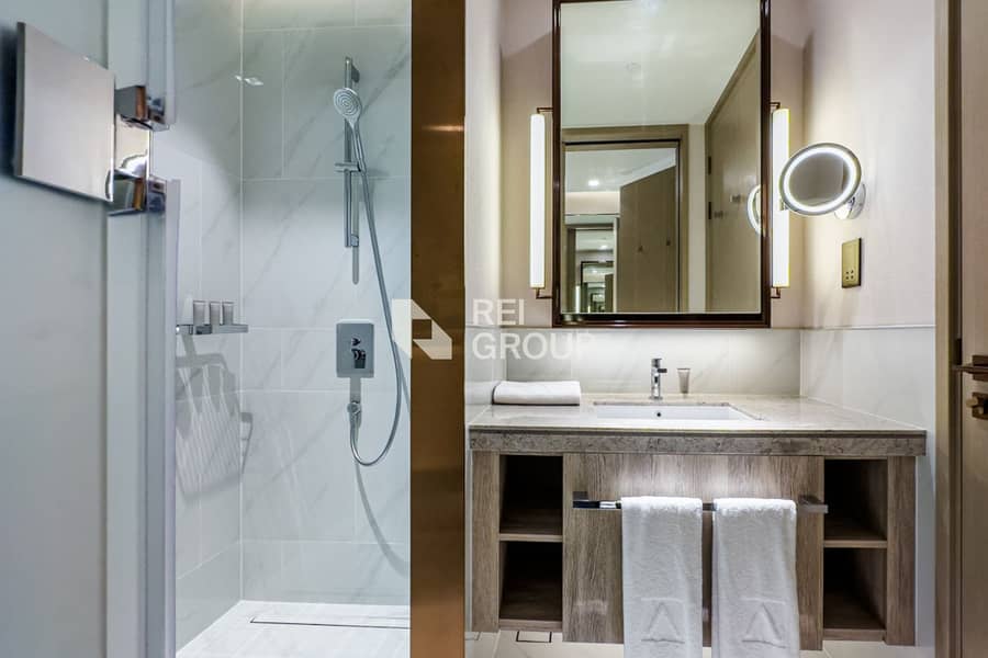 Water views I 5* Serviced Residence I Furnished - Image 9