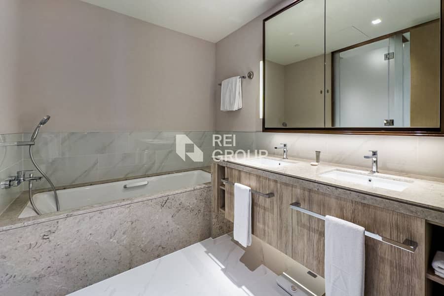 Water views I 5* Serviced Residence I Furnished - Image 11