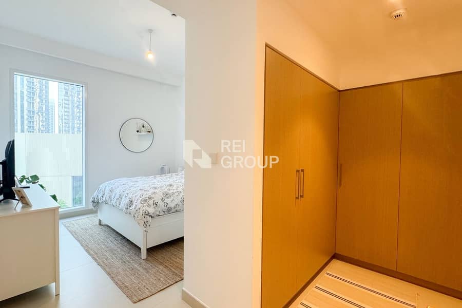 Upgraded I Corner Spacious Layout I Brand NEW - Image 7