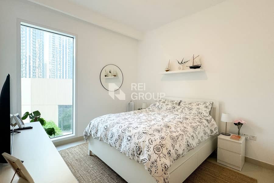 Upgraded I Corner Spacious Layout I Brand NEW - Image 8