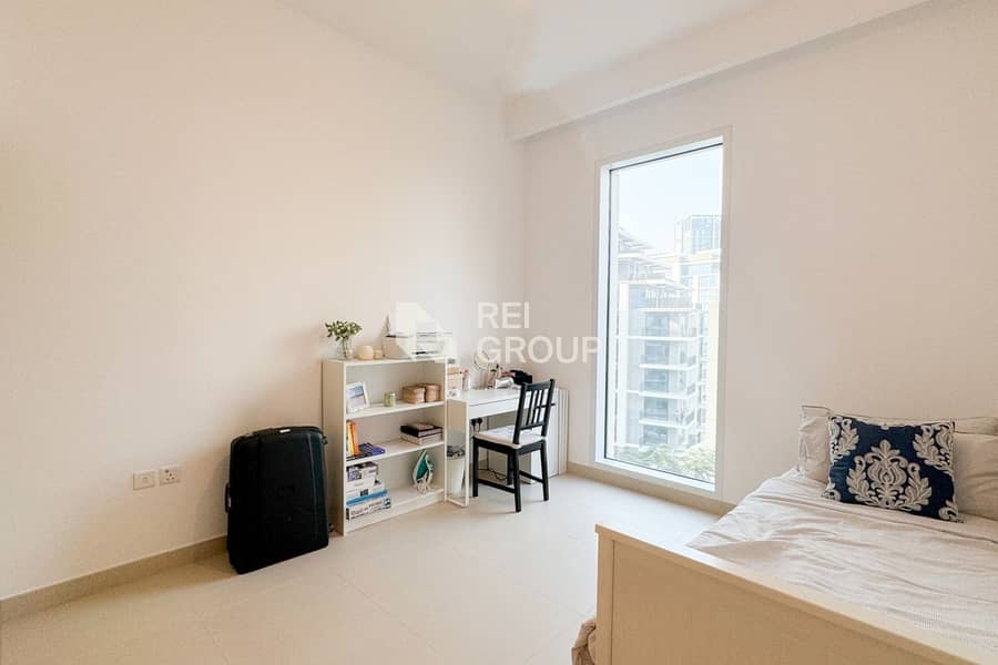 Upgraded I Corner Spacious Layout I Brand NEW - Image 9