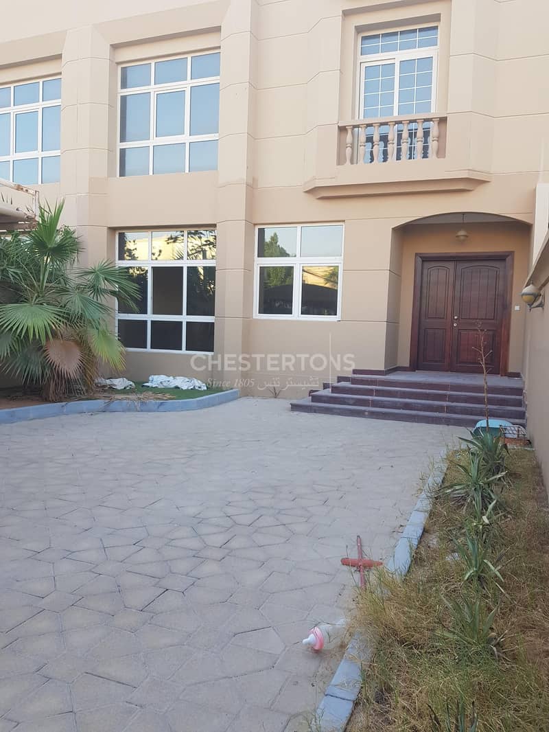 BEST DEAL - 5 MASTER BR PRIVATE VILLA (ENTRANCE / FRONT YARD / Outside Kitchen) BEST DEAL - 5 MASTER BR PRIVATE VILLA (ENTRANCE / FRONT YARD / Outside Kitchen)