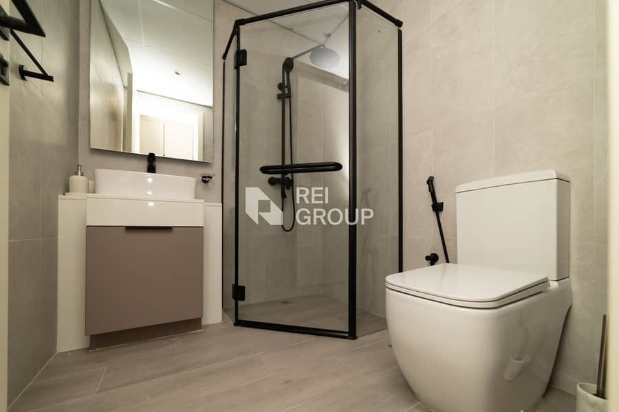 High ROI I Rented I Modern Layout - Image 10