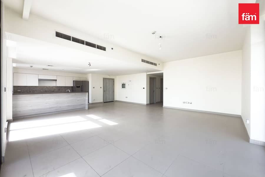 High Floor| Full Water View| Large Layout| Vacant - Image 7